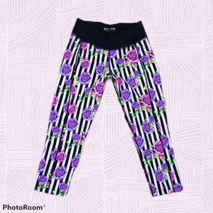 Betsey Johnson Performance Activewear Capris